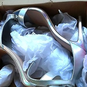 Rainbow 🌈silver heels